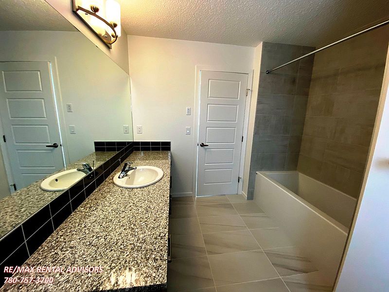 Edmonton House for rent - 3 Bedrooms — photo 13