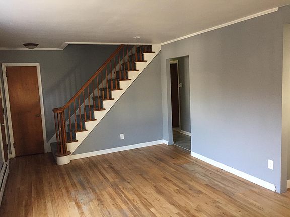 3rd image of 26 Hamilton Ave