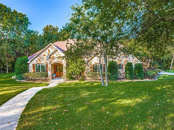 2nd image of 1429 Keeneland Hill Dr