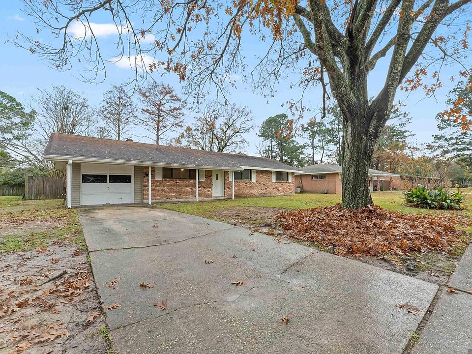 1st image of 2351 Sweetleaf St
