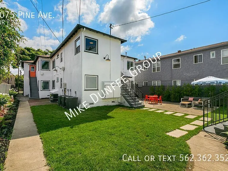 2075 Pine Ave — Photo 19