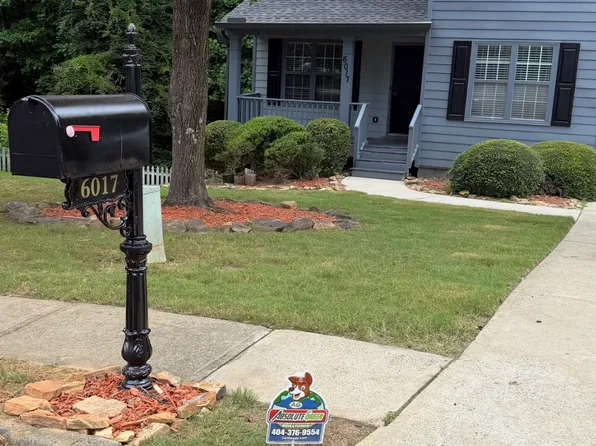 6017 Riverside Run Ct, Sugar Hill, GA 30518