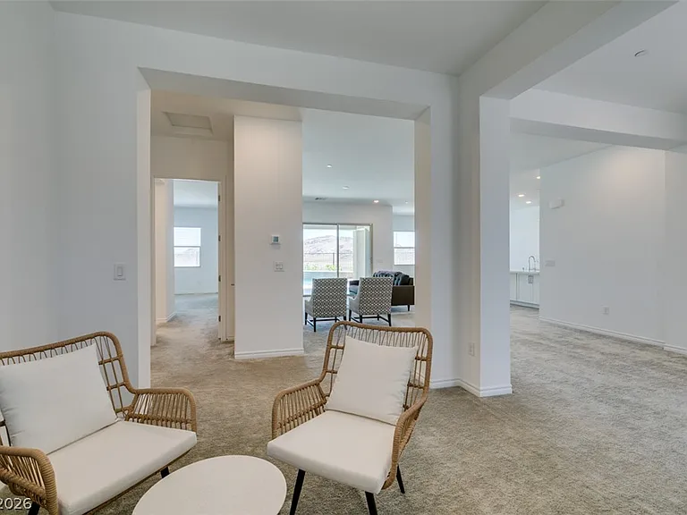 988 Edinburgh Fields Ct — Photo 9