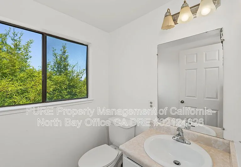 1781 W 3rd St — Photo 15