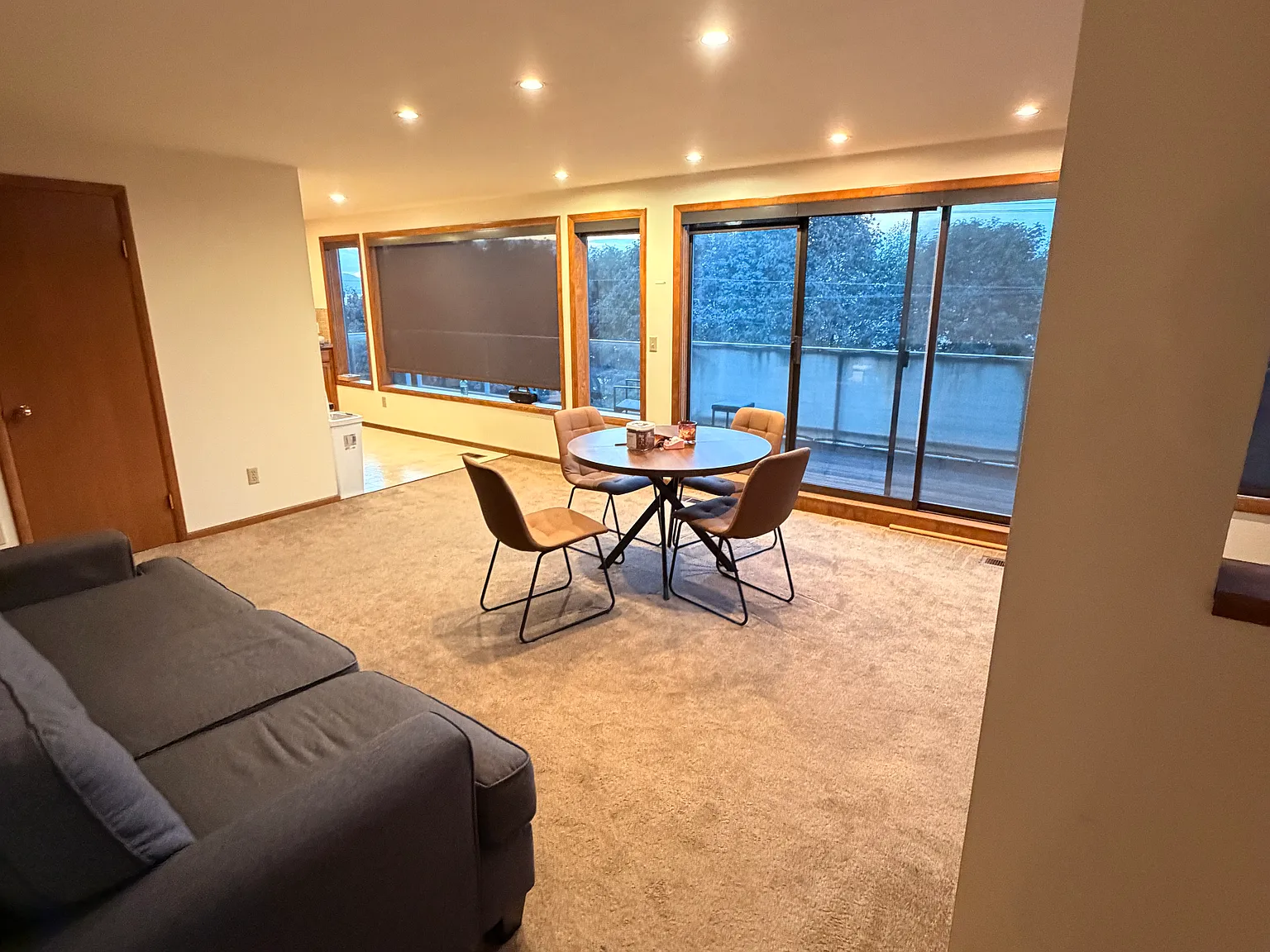 2 bed, 1500 sqft, $2,695 — Photo 3