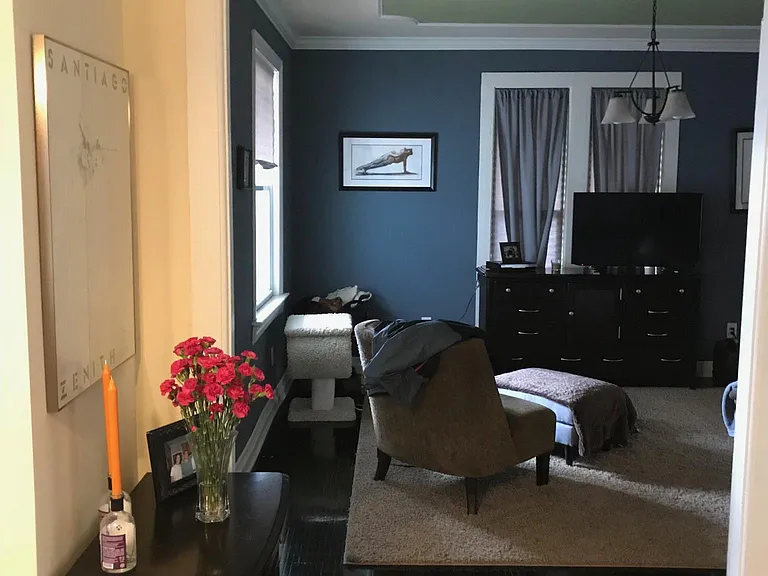 394 Alexander St — Photo 8