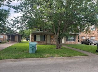 106 W Fairview St, Sherman, TX 75092