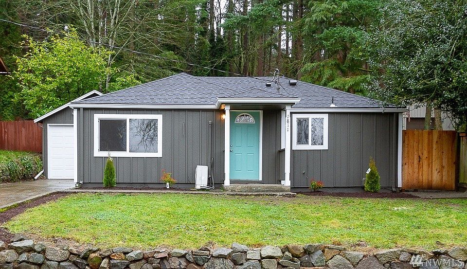 1st image of 1811 5th St SE