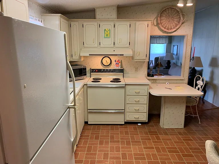 156 Seven Seas Way — Photo 10