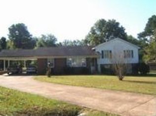 1304 Pine Rd, Corinth, MS 38834