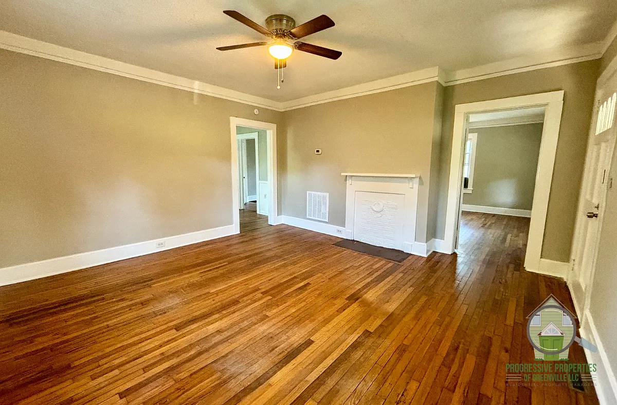 17 Circle St - 1 — Photo 2