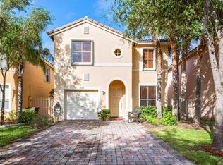 3998 Lake Tahoe Cir, West Palm Beach, FL 33409