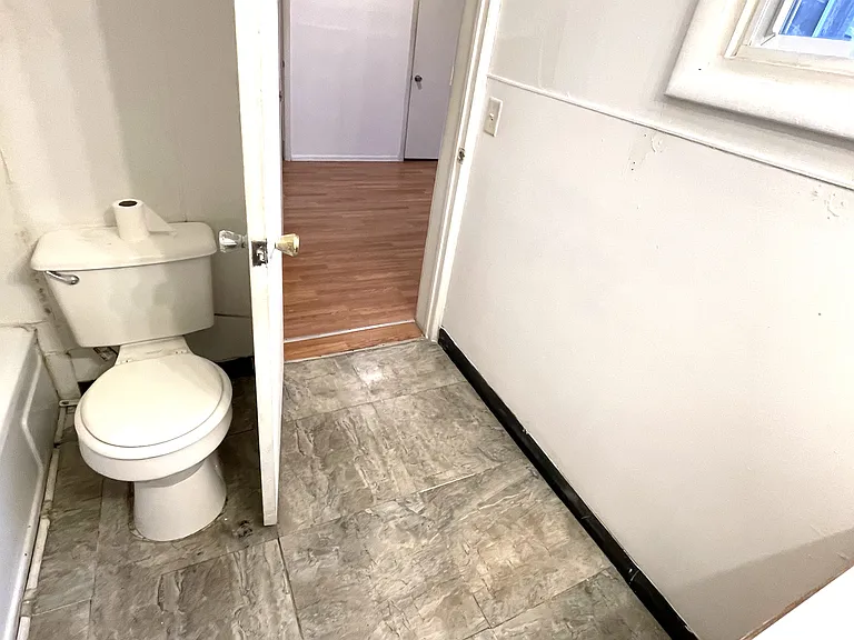 2603 East Ave #1 — Photo 8