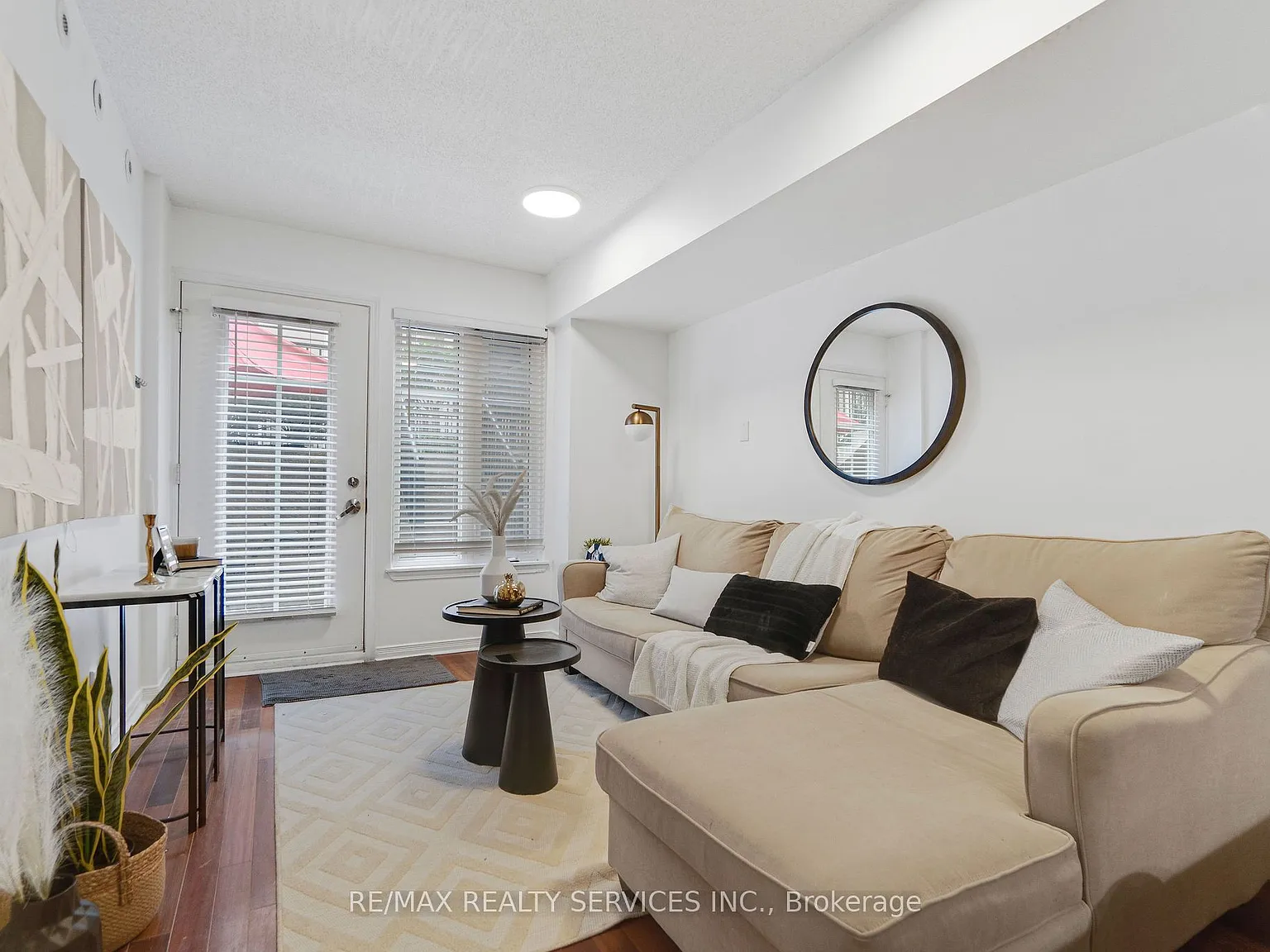 1 bed, $2,500 — Photo 4