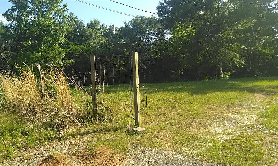 1st image of 7413 Davenport Hwy