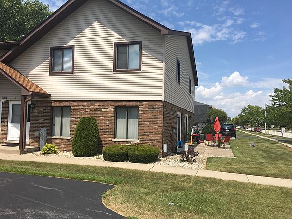2nd image of 16218 Apple Ln APT 4