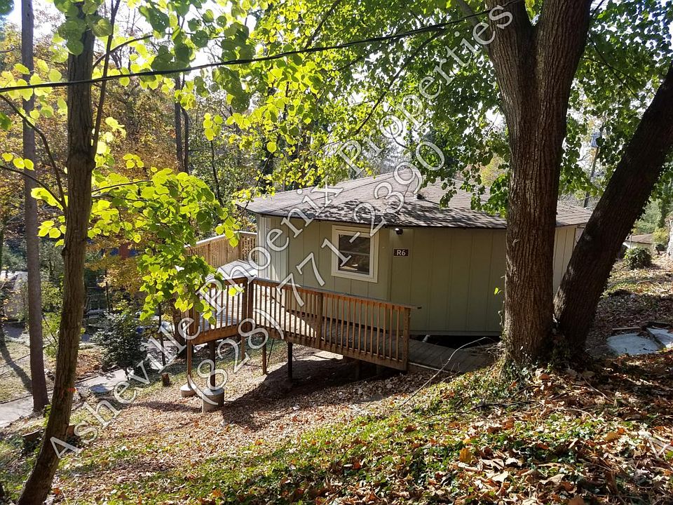 2nd image of 25 Howland Rd APT A4