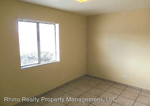 4th image of 3425 Gibson Blvd SE