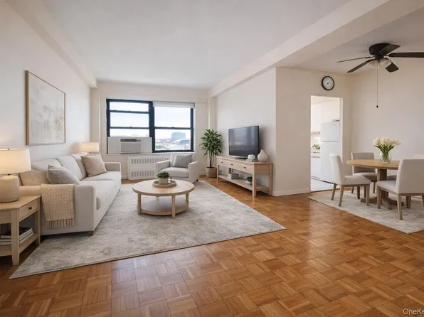 99-72 66 rd #7AA, Rego Park, NY 11374