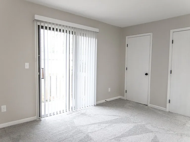 Woodwind Apartments — Photo 44