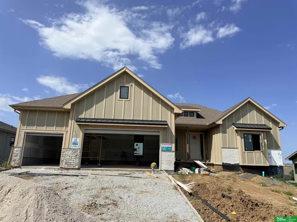 12618 S 79th St, Papillion, NE 68046