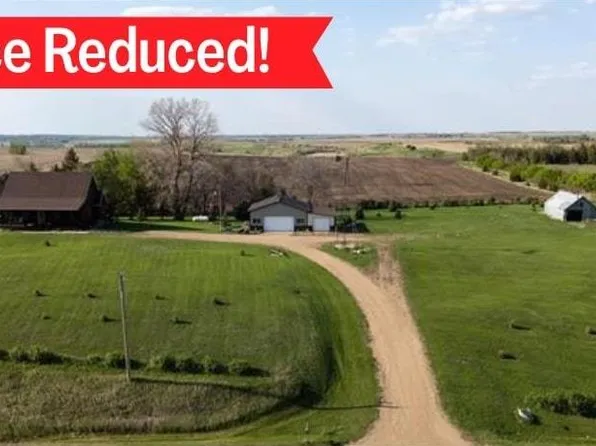 45254 Hawk Dr, Montrose, SD 57048