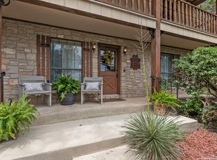 11301 Beverly Hills Dr, Helotes, TX 78023