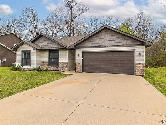 2nd image of 5931 Melissa Ln