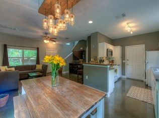 1116 Estes Ave #B, Austin, TX 78721