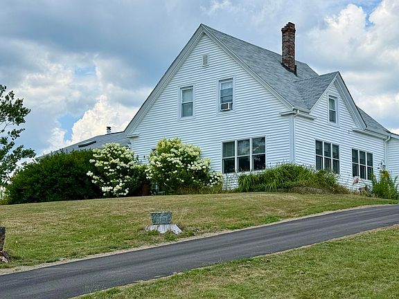 3rd image of 103 Stillwater Road