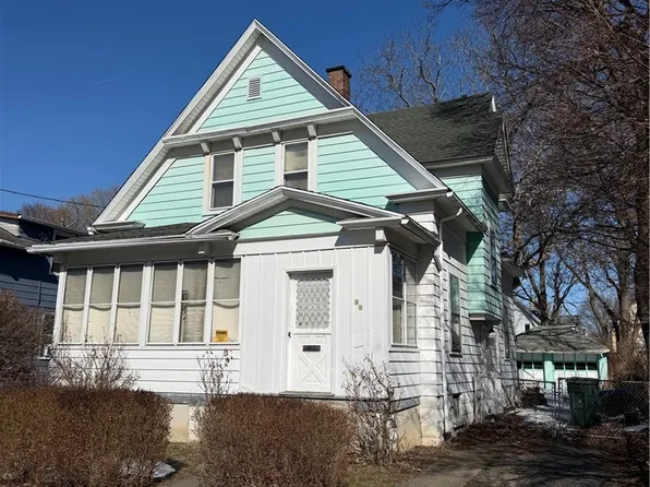 58 Scrantom St, Rochester, NY 14605