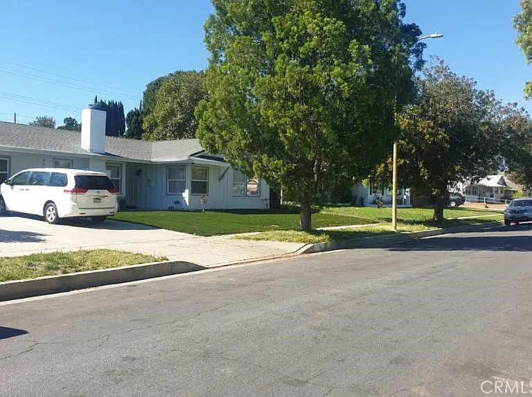 9957 Delco Ave — Photo 2