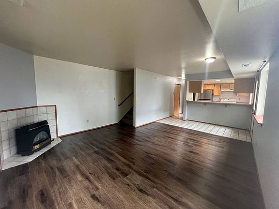 3rd image of 2217 Xenia Ln
