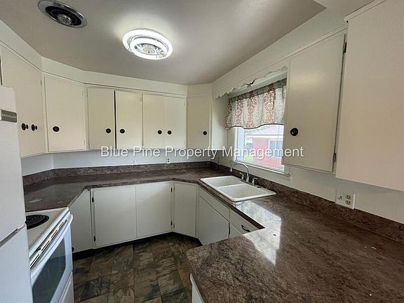 5th image of 972 I St