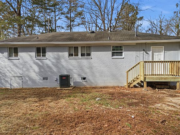 4th image of 2043 Claude St NW