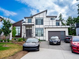 3215 197th St, Langley, BC V3A 7X4