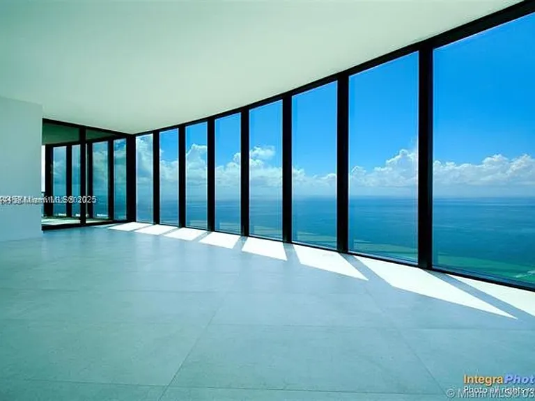 18555 Collins Ave #5001 — Photo 3