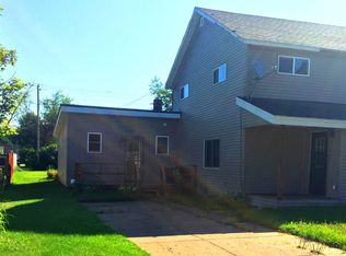 970 School St, Ishpeming, MI 49849