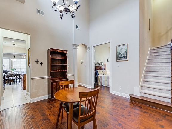 3rd image of 2105 Canyon Creek Dr