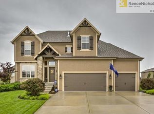 21243 W 107th Pl, Olathe, KS 66061