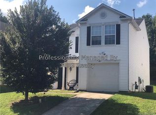 407 Presidents Ct, Charlotte, NC 28217