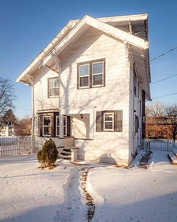 3rd image of 732 Garfield Ave