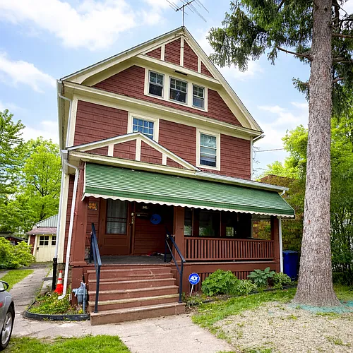 1811 Weston Ave #3 Photo 1