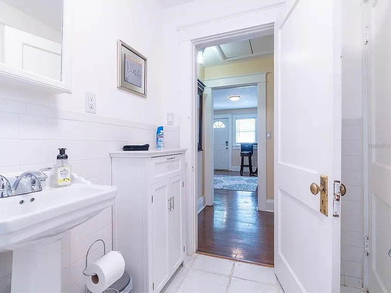 103 E Mohawk Ave #B — Photo 16