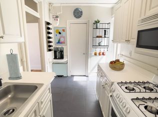 172 Spring St APT 13, New York, NY 10012
