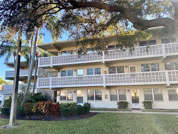 3rd image of 8101 11th St N APT 322