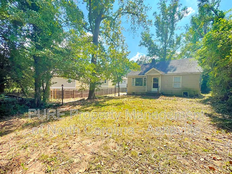 2 bed, 1.0 bath, $1,495 — Photo 1