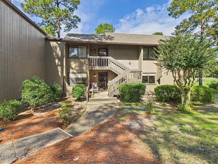 250 Sugar Gum Ln #201 — Photo 4