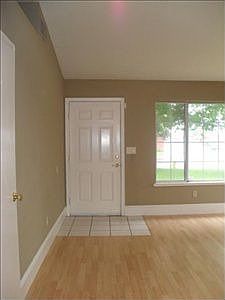 2nd image of 2201 Colony Manor Dr