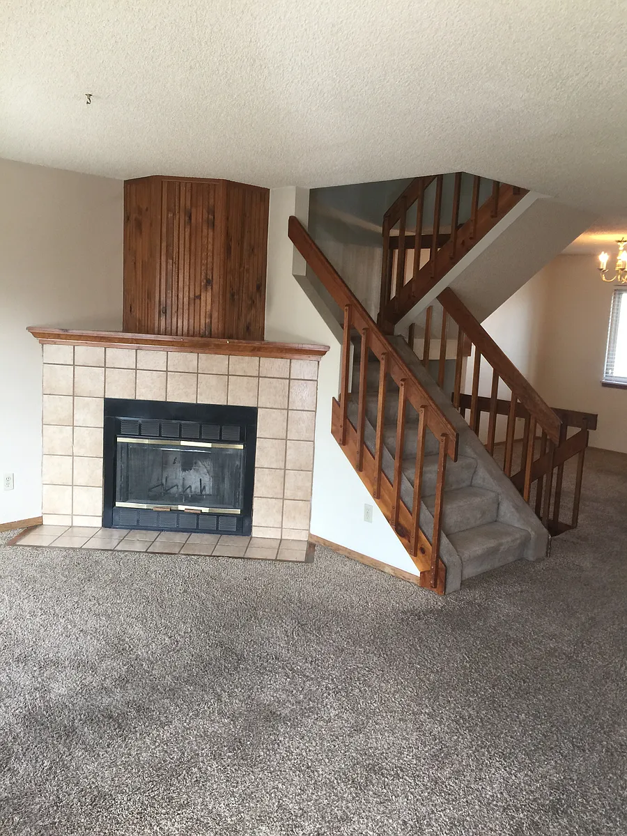 Building Photo - 3852 Smoke Tree Dr